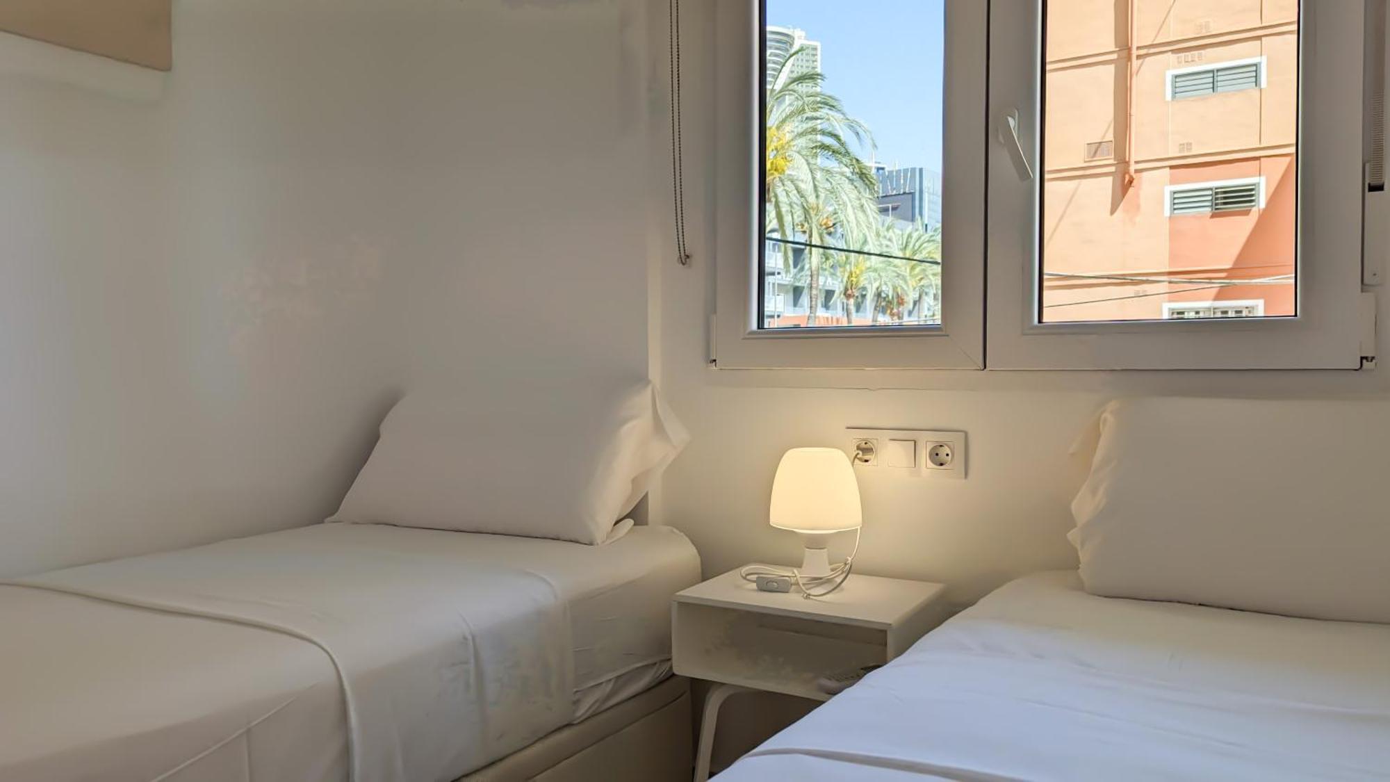 Esmeralda Sea Front Apartment ベニドルム エクステリア 写真