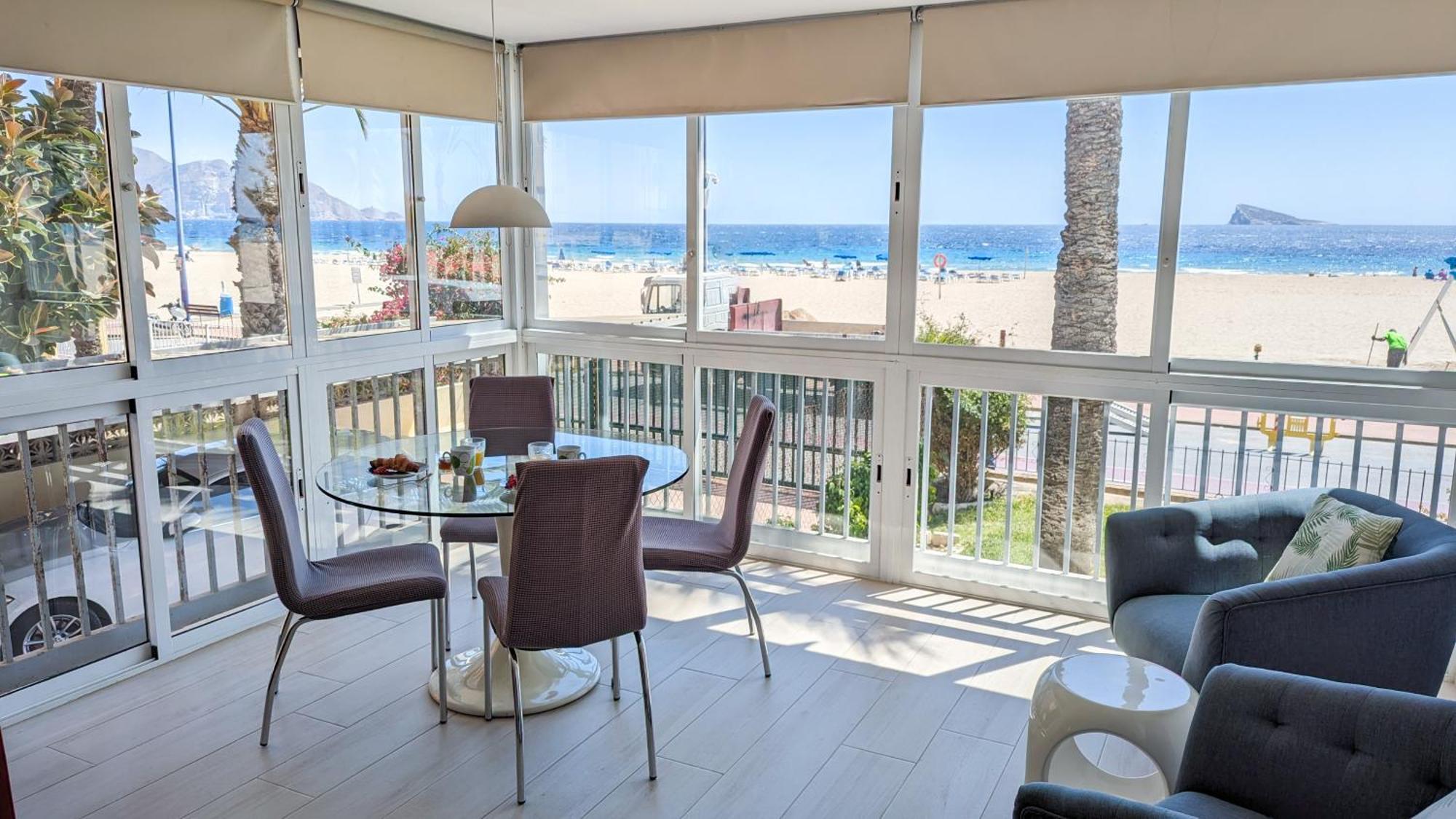 Esmeralda Sea Front Apartment ベニドルム エクステリア 写真